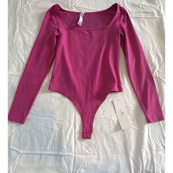 CRZ Yoga Thong Bodysuit S Pink Long Sleeve Square Neck Snap Crotch NWT - Picture 4 of 12